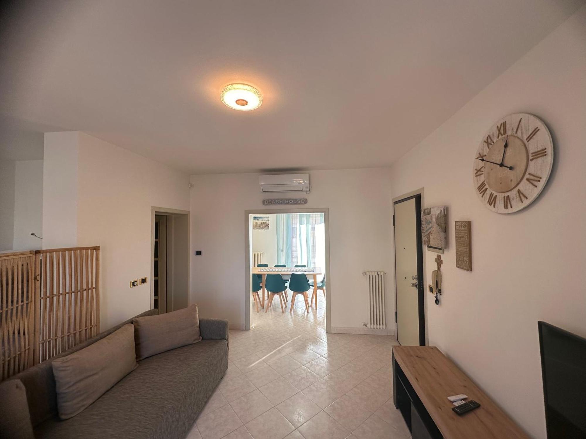 Beach House Holiday Apartments Rimini Exterior foto